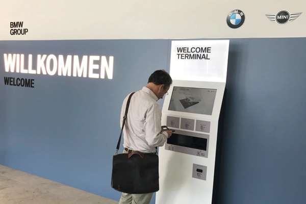 Cyfrowe zarządzanie odwiedzającymi