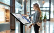 Jak poprawić doświadczenie klienta dzięki digital signage