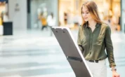 Jak poprawić doświadczenie klienta dzięki digital signage