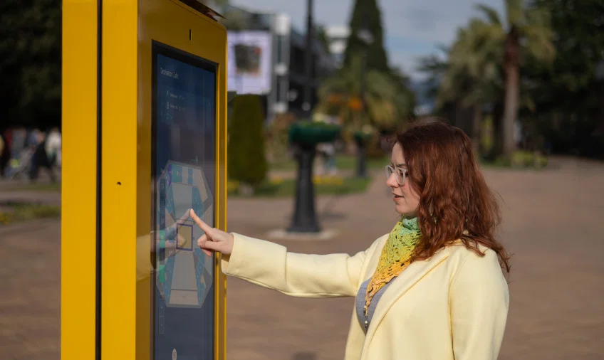 Co zyskują firmy wdrażające systemy signage